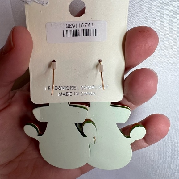 It’s Sense Avocado With Sombrero and Sunglasses Dangle Earrings NWT - Picture 4 of 5